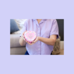 Polly Pocket Dolls & Playset, Collector Heritage Compact, 35th Birthday Partytime Stamper with 2 Micro Dolls, 3 Party Stamps & 12 Stationary Cards - Image 2